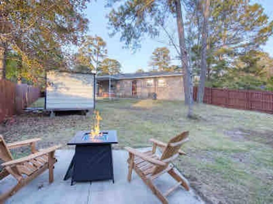 House In The Hills, Game Room, Fire Pit, Hot Tub 哥伦布 外观 照片